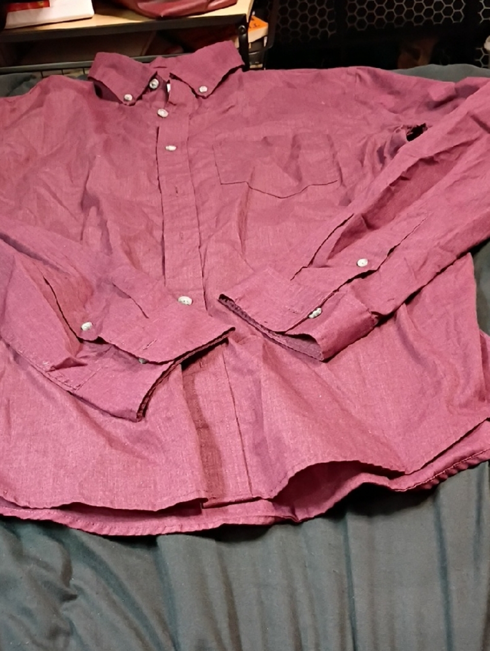Old Navy Men's Button-Down Shirt in Burgundy